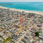Harbor Hideaway 1 Block To Beach Ac