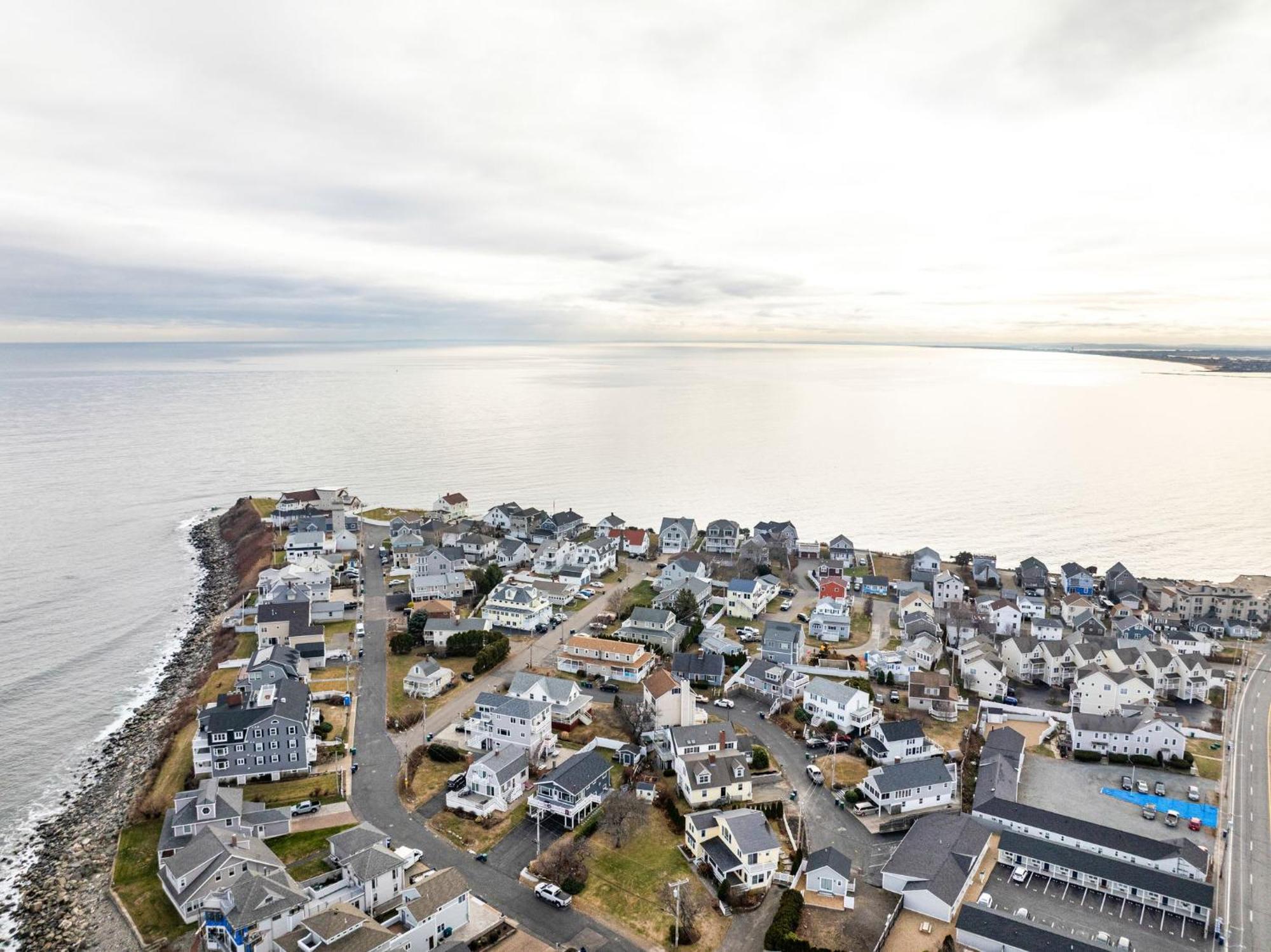 Boars Head Ocean View Balcony Ac Hampton