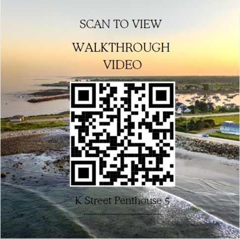 Ocean Views Balcony K Street Penthouse #5 Holiday home *