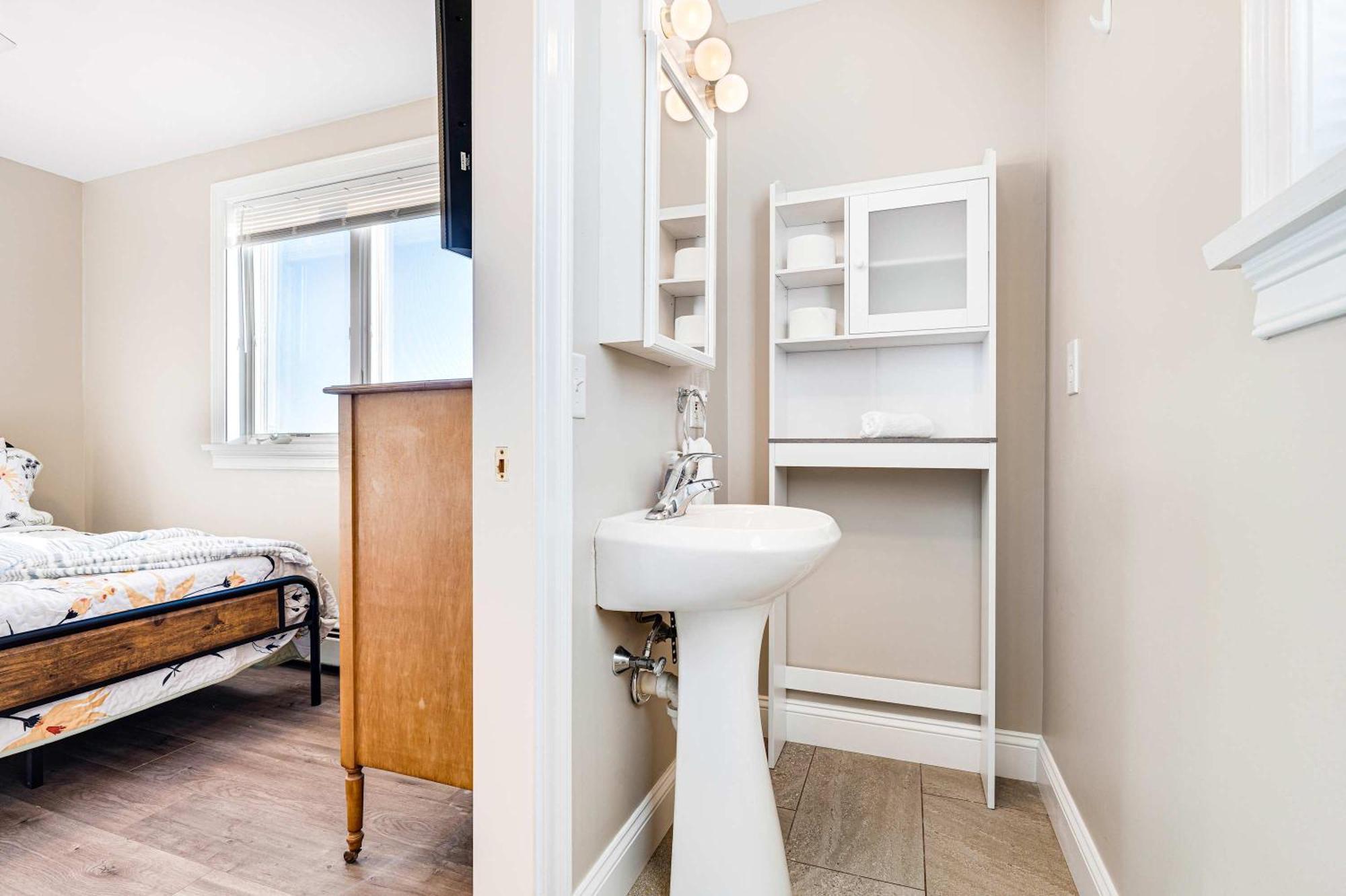 Oceanview Oasis Newly Renovated Parking Holiday home *
