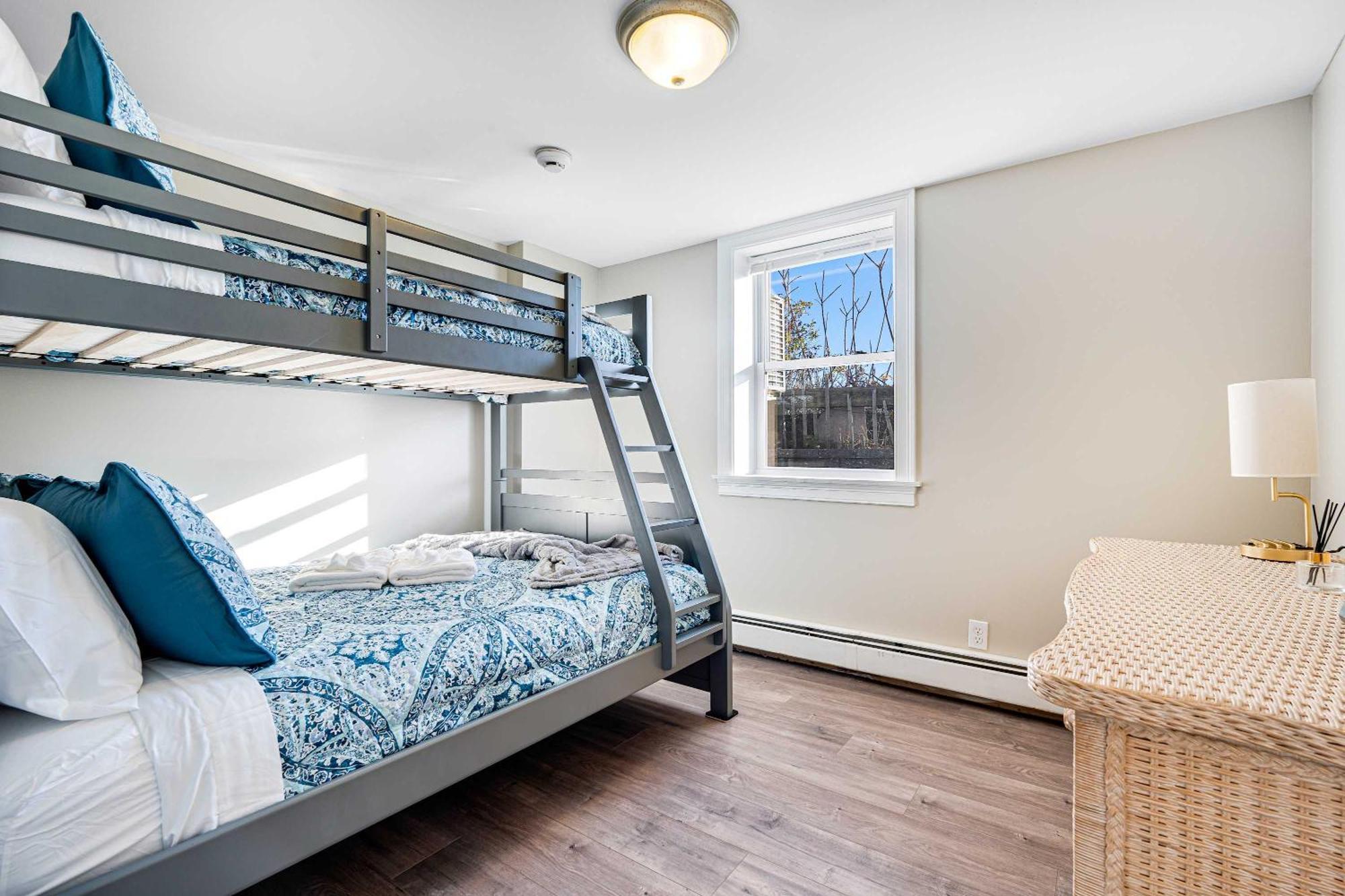 Oceanview Oasis Newly Renovated Parking Holiday home Hampton