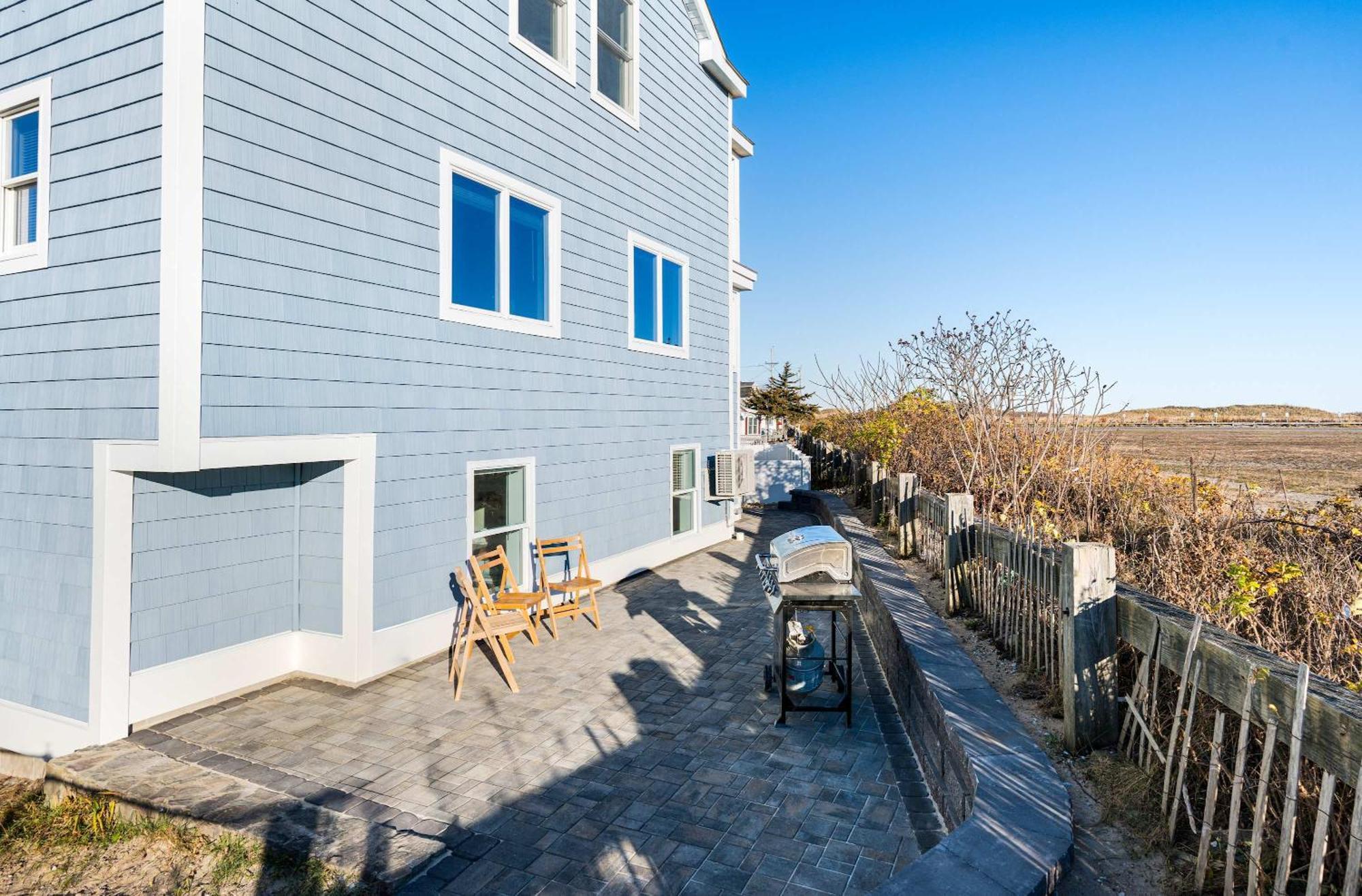 Holiday home Oceanview Oasis Newly Renovated Parking