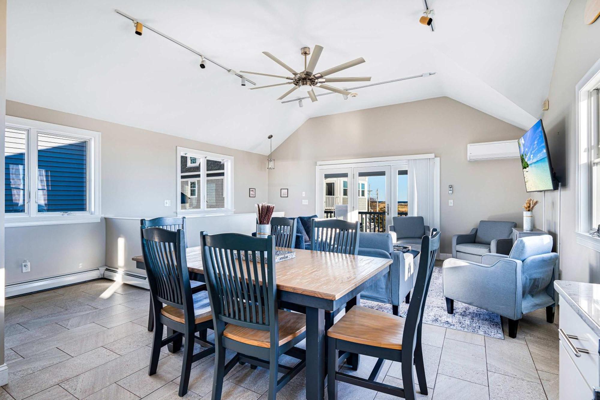 Oceanview Oasis Newly Renovated Parking Holiday home