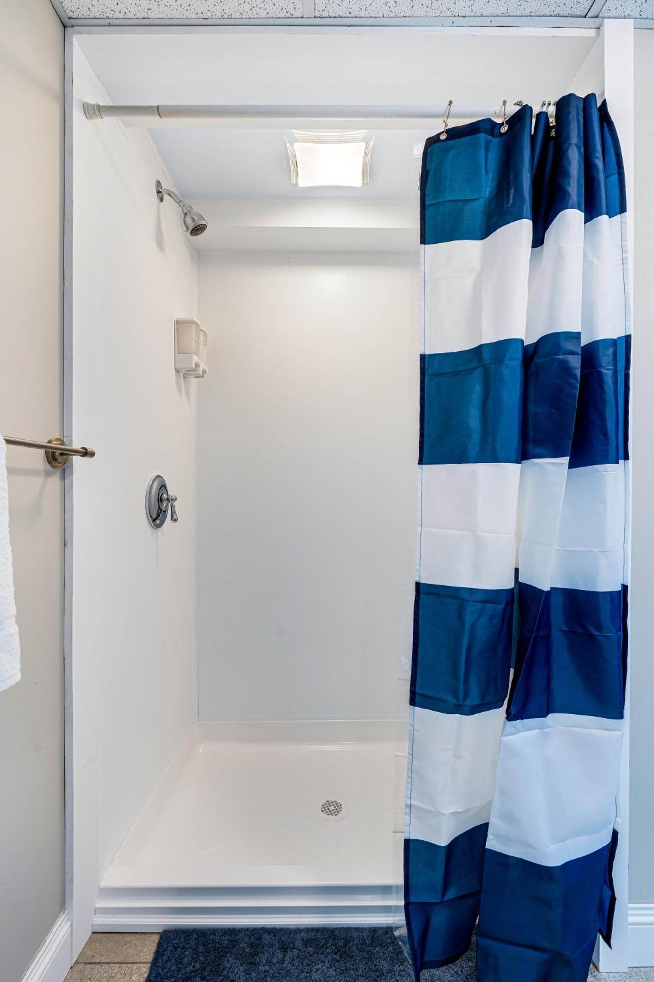 Oceanview Oasis Newly Renovated Parking Hampton