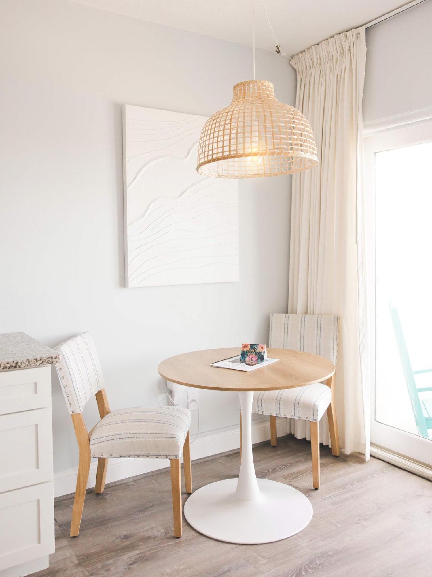 Tides-ocean View-top Floor With Balcony Hampton