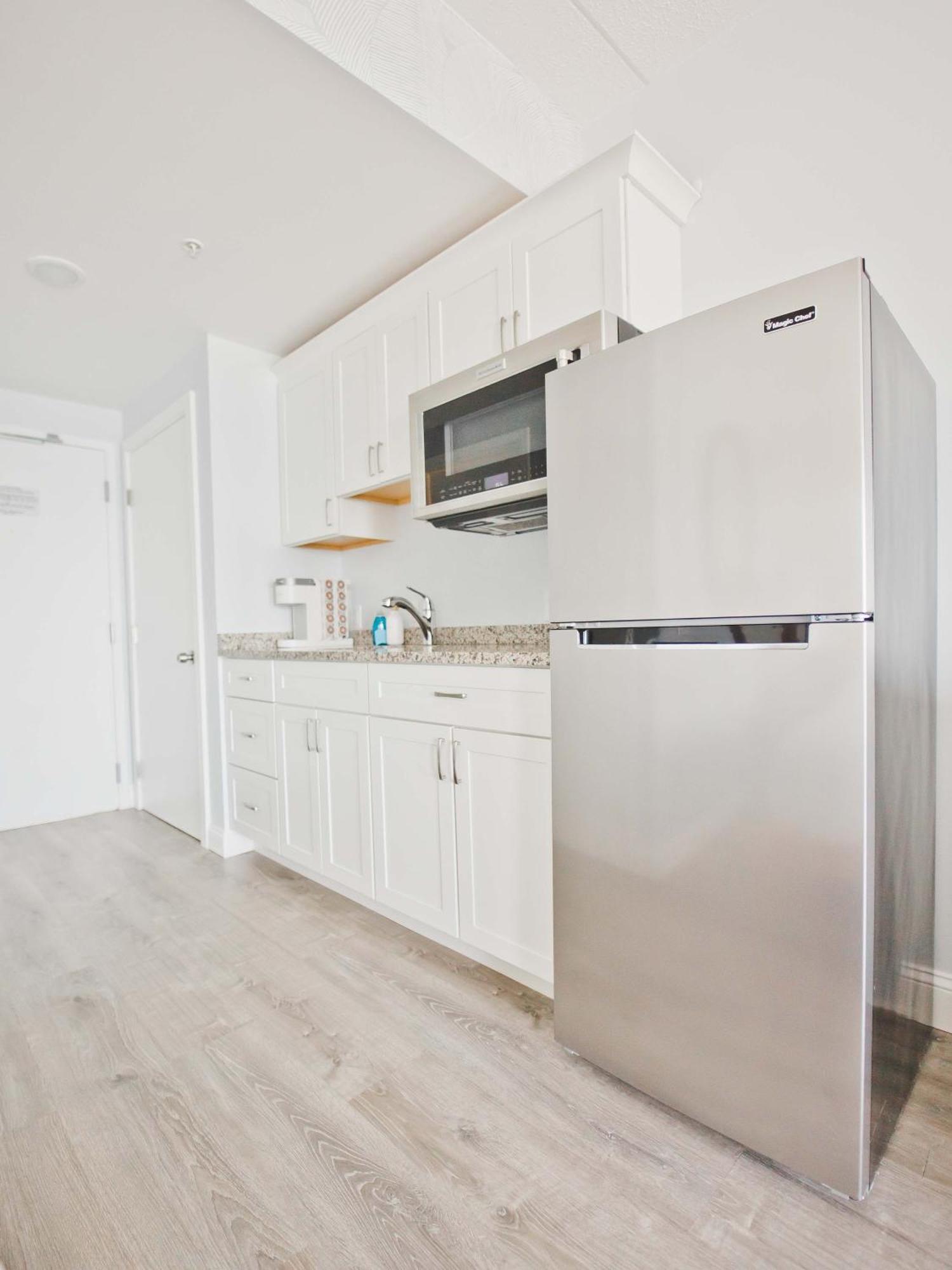 Apartment Tides-ocean View-top Floor With Balcony
