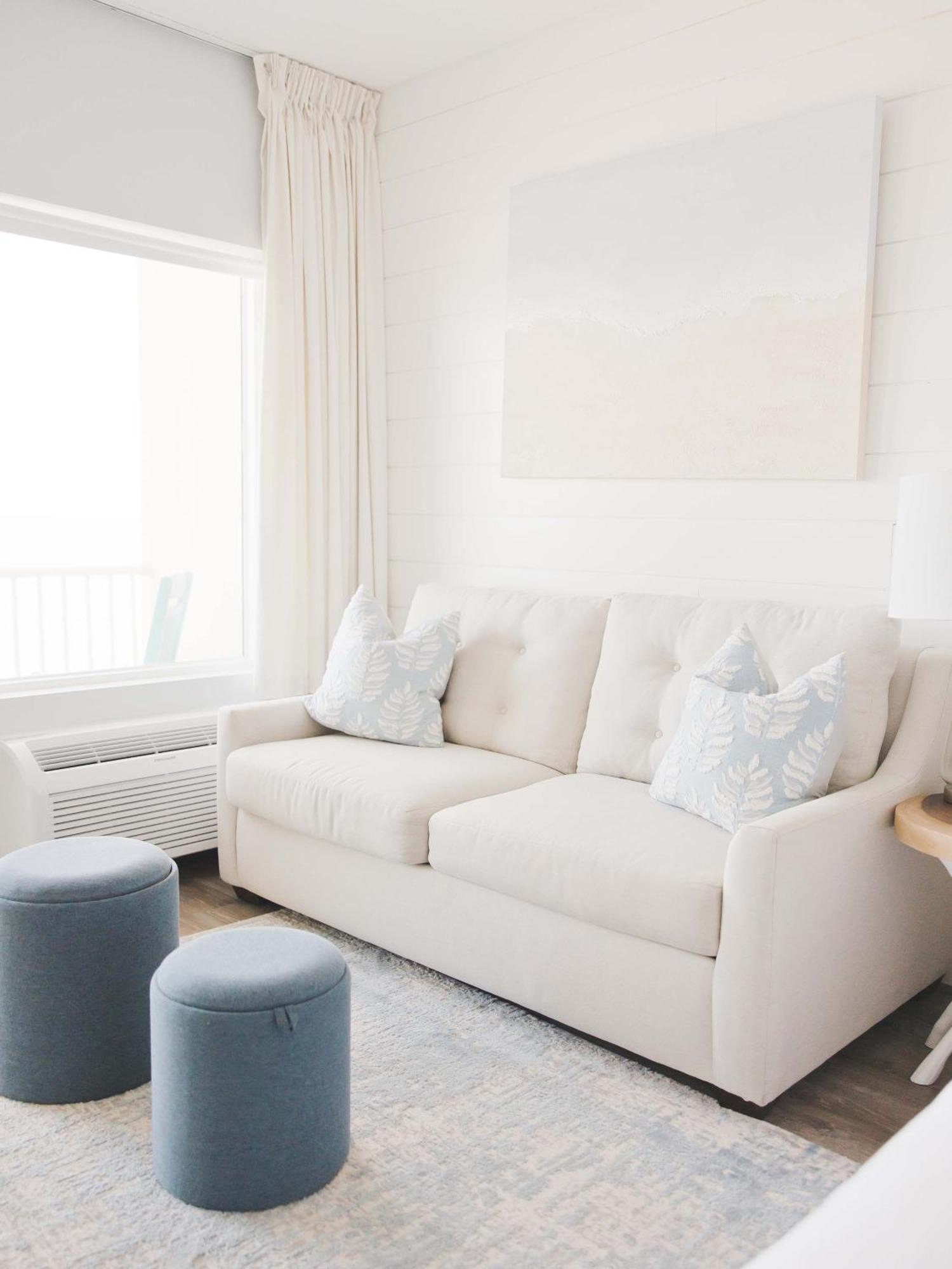 Tides-ocean View-top Floor With Balcony *