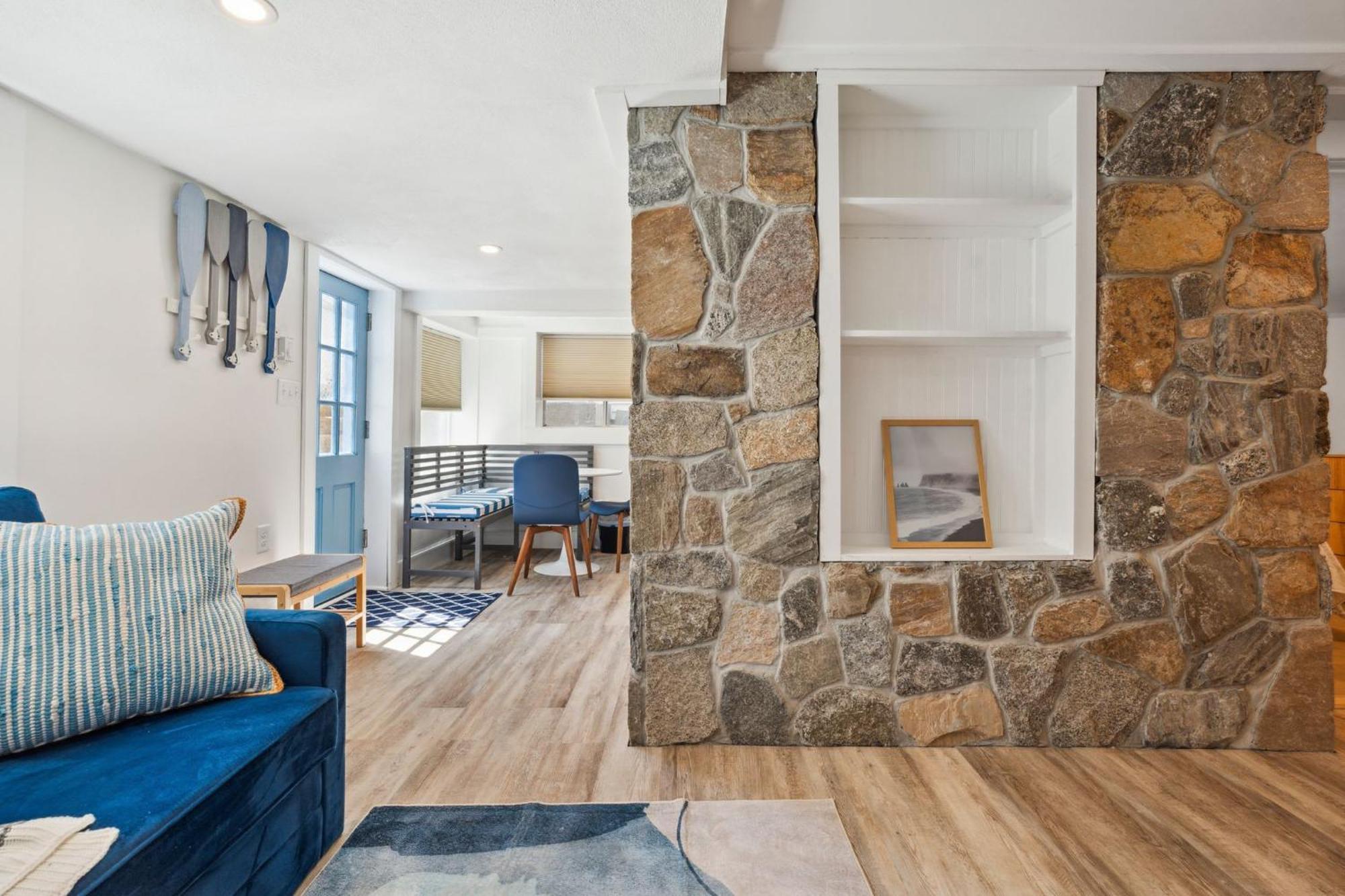 Professionally-designed-the Americana-ac