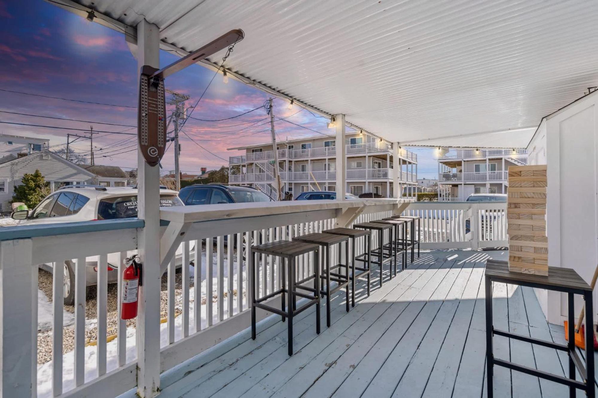 Shangri-la Escape-steps To And Marina-ac Holiday home *