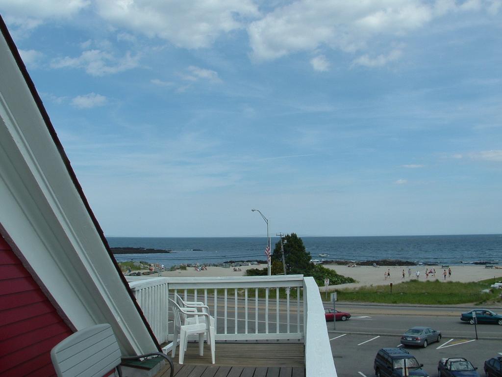 Windjammer By The Sea