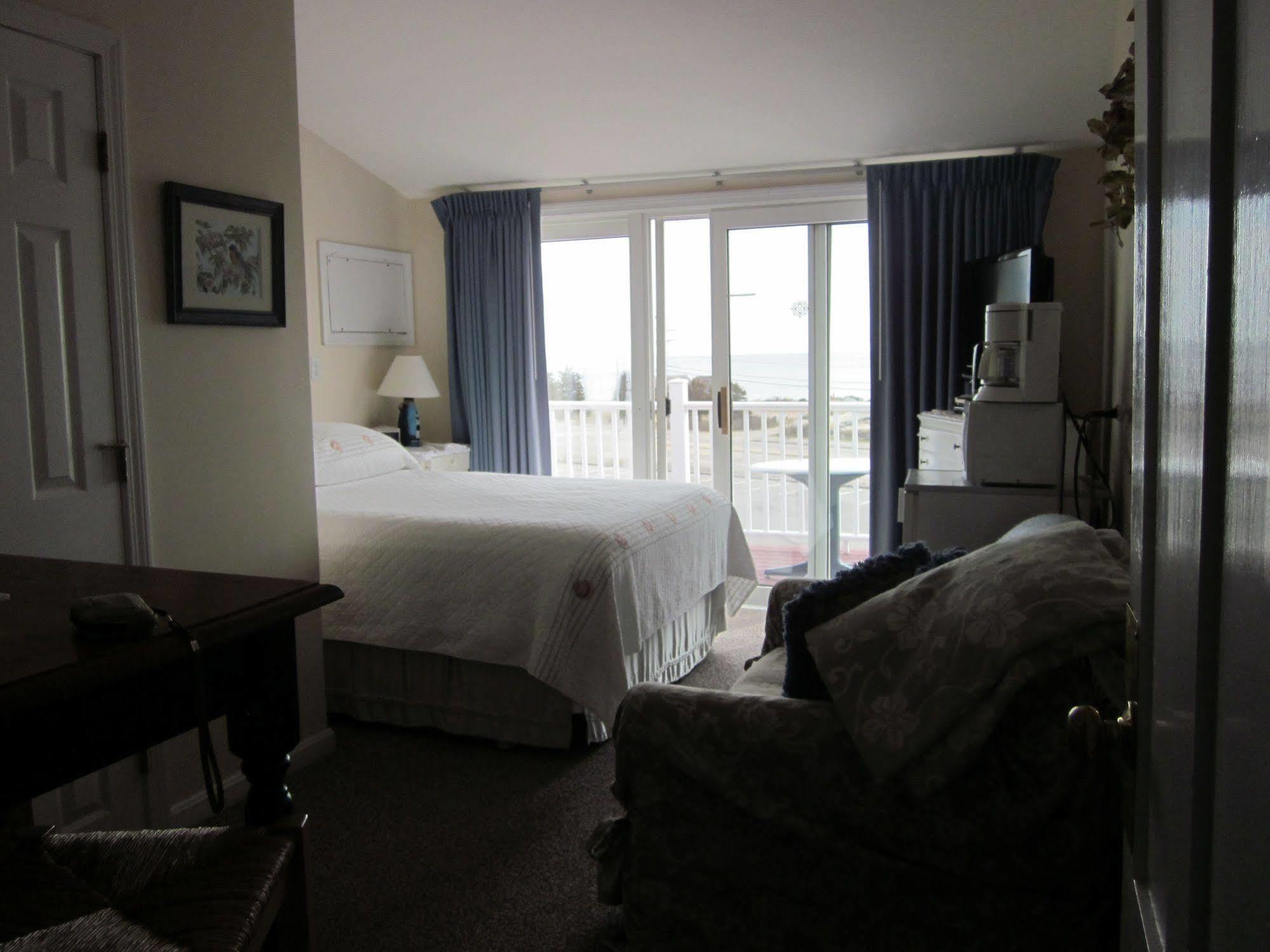 Windjammer By The Sea